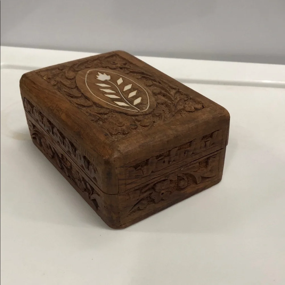 Handcrafted Wooden Decorative Box from India - Picture 5 of 5